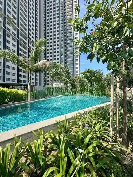 Service Residence for Rent at The Atera @ Petaling Jaya - Phase 2 - Kayden Fong - Exterior - PropertyGuru.com.my