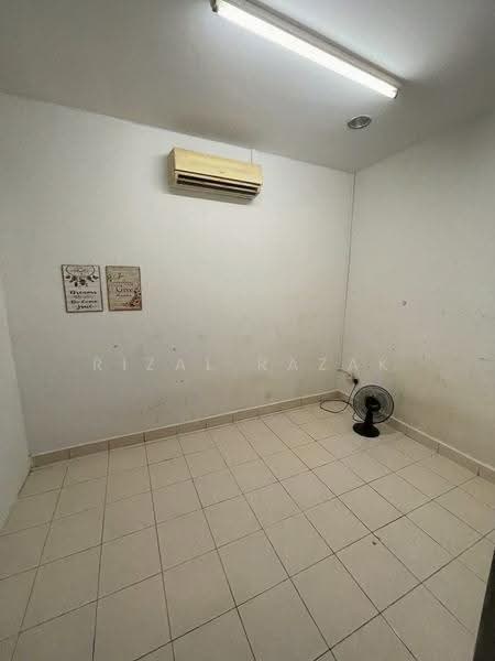 Shop / Office for Sale in Sunway Batu Caves (Batu Caves) - Rizal Razak - Interior - PropertyGuru.com.my
