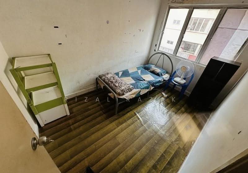 Shop / Office for Sale in Sunway Batu Caves (Batu Caves) - Rizal Razak - Bedroom - PropertyGuru.com.my