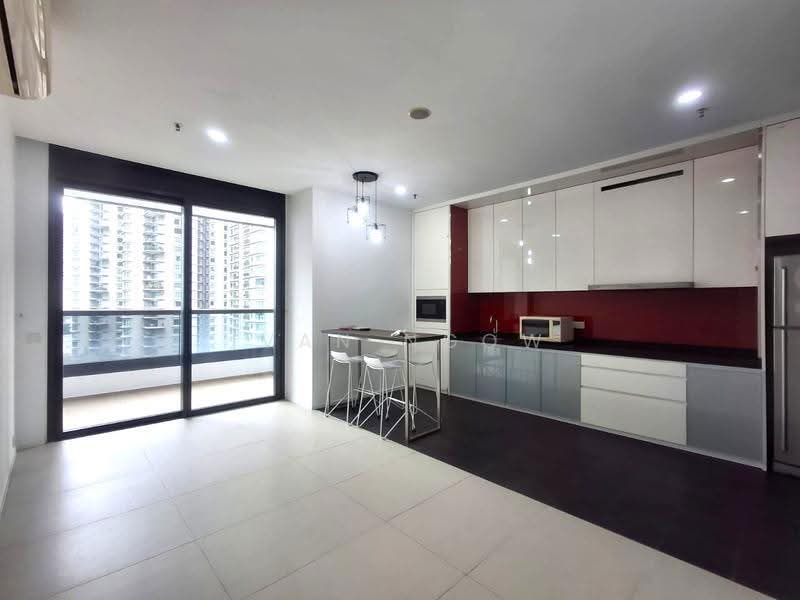 Kediaman Servis untuk Dijual di Arcoris Residences - Ivan Ngow - Kitchen - PropertyGuru.com.my