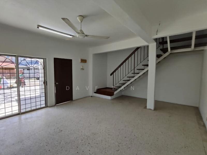 Terraced House for Sale in Rawang (Selangor) - Dave Tan - Living Room - PropertyGuru.com.my