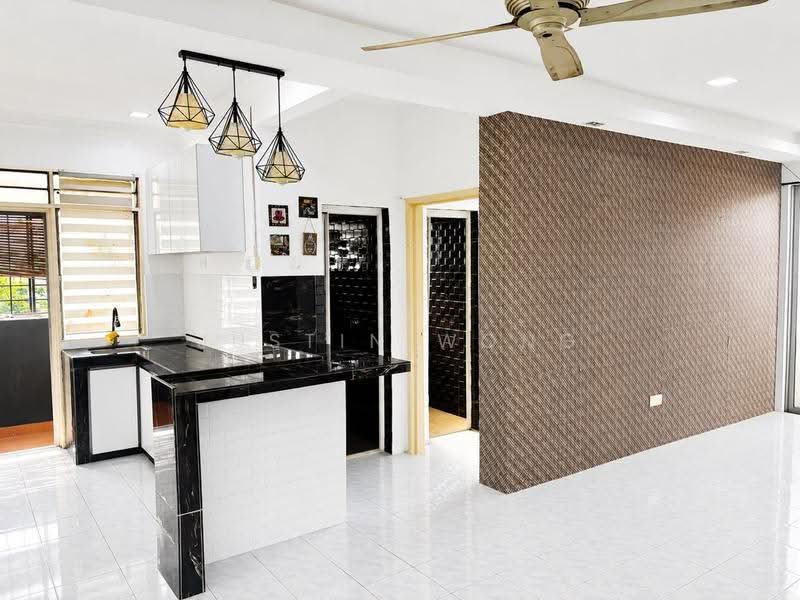 Flat for Sale at Pangsapuri Putra Impian - Justin Wong - Kitchen - PropertyGuru.com.my