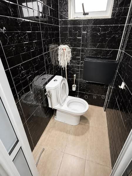 Flat for Sale at Pangsapuri Putra Impian - Justin Wong - Bathroom - PropertyGuru.com.my