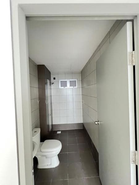 Service Residence for Sale at One 49 Residence - Yucong . - Bathroom - PropertyGuru.com.my
