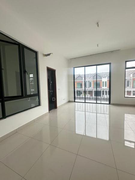 Rumah Teres 2-Tingkat untuk Dijual di Taman Dato Onn (Johor Bahru) - Jayden Fun - Living Room - PropertyGuru.com.my