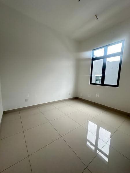 Rumah Teres 2-Tingkat untuk Dijual di Taman Dato Onn (Johor Bahru) - Jayden Fun - PropertyGuru.com.my