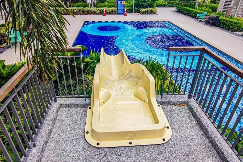 Service Residence for Sale at M Luna - Elise Tan - Pool - PropertyGuru.com.my