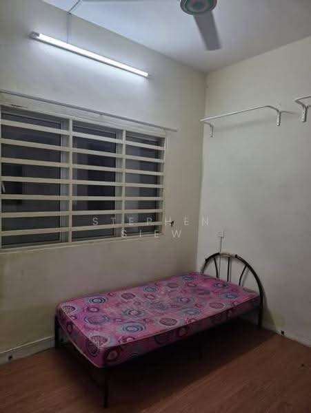 Apartment for Rent at Sky Garden Residences - Stephen Siew - Bedroom - PropertyGuru.com.my