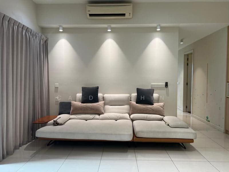 Kediaman Servis untuk Disewa di The Elements - Cayden Chin - Living Room - PropertyGuru.com.my