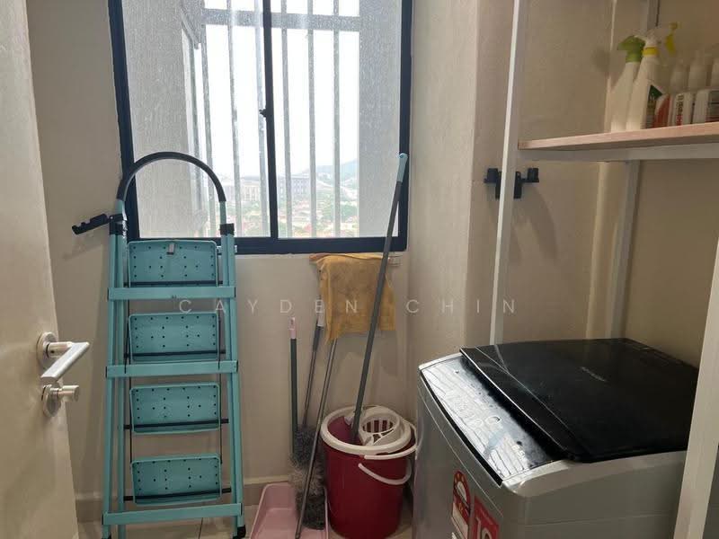 Kediaman Servis untuk Disewa di The Elements - Cayden Chin - Balcony - PropertyGuru.com.my