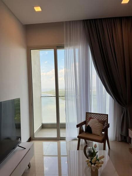 Kediaman Servis untuk Disewa di Puteri Cove Residences - Yoland . - Living Room - PropertyGuru.com.my