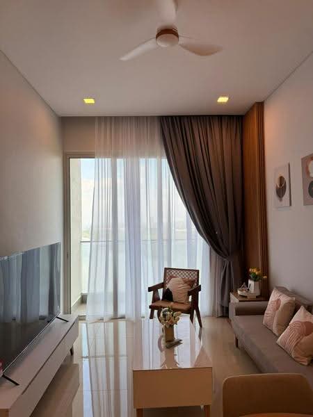 Kediaman Servis untuk Disewa di Puteri Cove Residences - Yoland . - Living Room - PropertyGuru.com.my