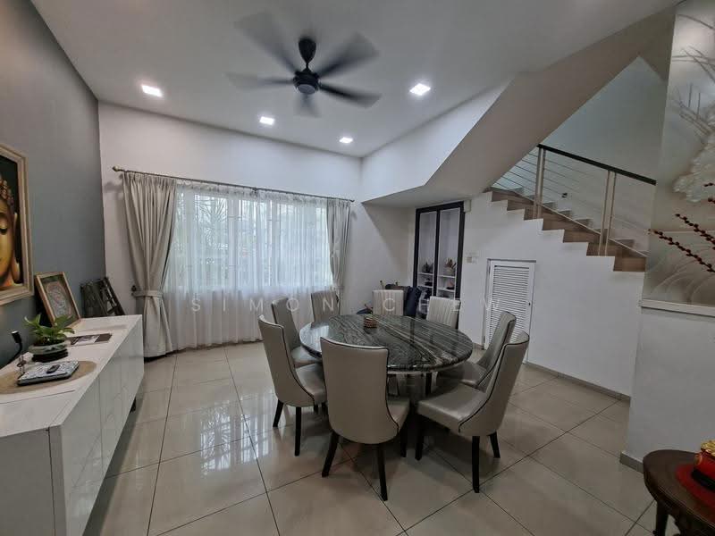 Rumah Berkembar untuk Dijual di Puchong (Selangor) - Simon Chew - Dining Room - PropertyGuru.com.my
