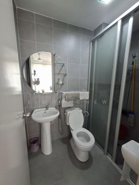 Rumah Berkembar untuk Dijual di Puchong (Selangor) - Simon Chew - Bathroom - PropertyGuru.com.my