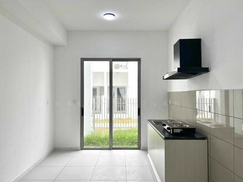 Rumah Teres 2-Tingkat untuk Disewa di Bandar Gamuda Cove (Dengkil) - Halim Mazlan - Kitchen - PropertyGuru.com.my