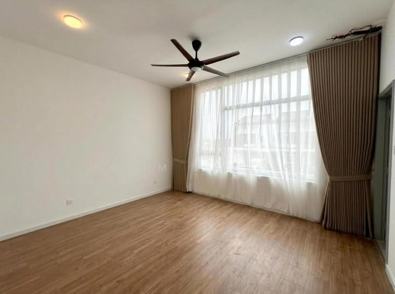 Rumah Teres 2-Tingkat untuk Disewa di Bandar Gamuda Cove (Dengkil) - Halim Mazlan - Living Room - PropertyGuru.com.my