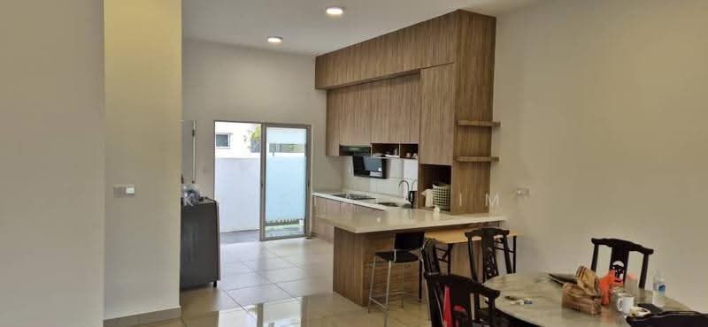Rumah Teres 2-Tingkat untuk Disewa di Bandar Gamuda Cove (Dengkil) - Krystal Lim - Kitchen - PropertyGuru.com.my