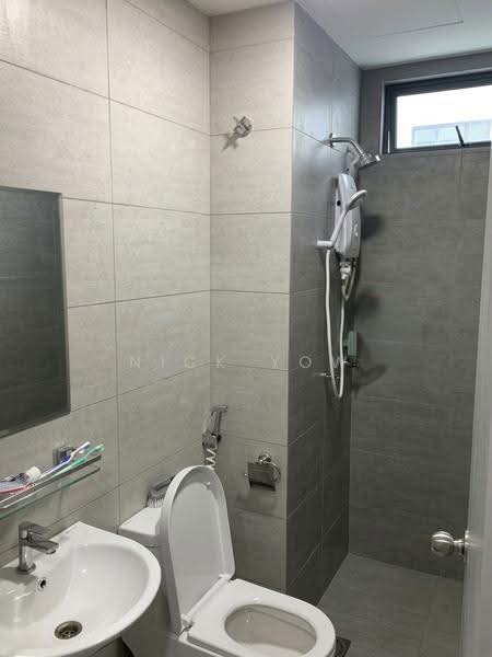 Service Residence for Sale at KL Traders Square - Nick Yow - Bathroom - PropertyGuru.com.my