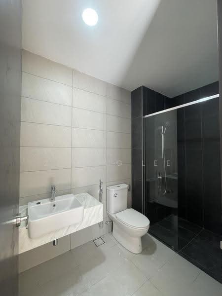 Rumah Berkembar untuk Disewa di Telok Panglima Garang (Selangor) - Zi Ying Lee - Bathroom - PropertyGuru.com.my