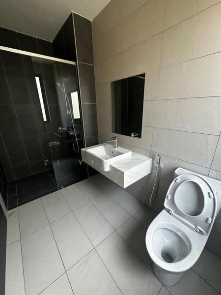Rumah Berkembar untuk Disewa di Telok Panglima Garang (Selangor) - Zi Ying Lee - Bathroom - PropertyGuru.com.my