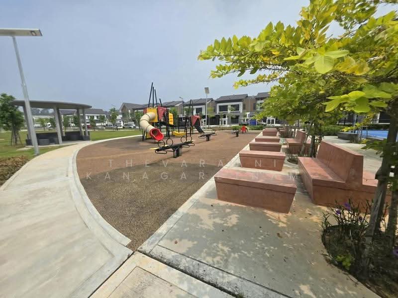 Rumah Teres 2-Tingkat untuk Disewa di Kota Emerald (Rawang) - Thevaraani Kanagaretnam - Exterior - PropertyGuru.com.my