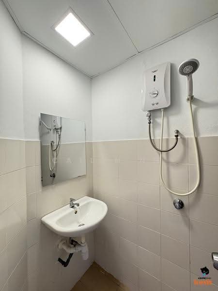 Condominium for Rent at D28 Damansara - Cailyn Ng - Bathroom - PropertyGuru.com.my