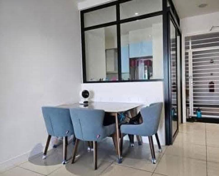Service Residence for Sale at UNIO Residence - Stephen Siew - Dining Room - PropertyGuru.com.my