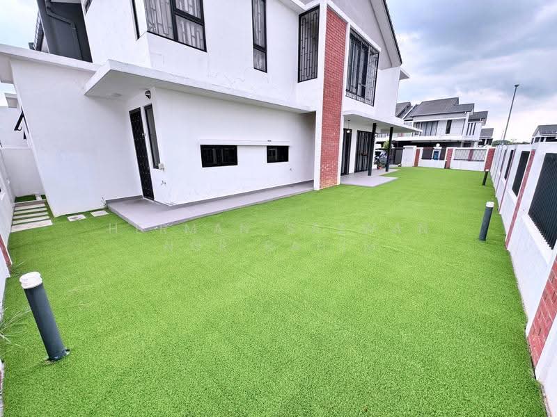 2-storey Terraced House for Sale in Elmina (Shah Alam) - Herman Sazwan Nor Rahim - Exterior - PropertyGuru.com.my