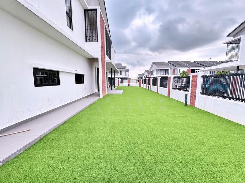 2-storey Terraced House for Sale in Elmina (Shah Alam) - Herman Sazwan Nor Rahim - Exterior - PropertyGuru.com.my