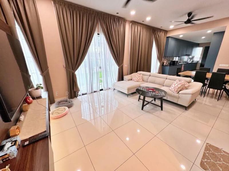 2-storey Terraced House for Sale in Elmina (Shah Alam) - Herman Sazwan Nor Rahim - Living Room - PropertyGuru.com.my