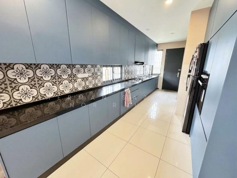 2-storey Terraced House for Sale in Elmina (Shah Alam) - Herman Sazwan Nor Rahim - Kitchen - PropertyGuru.com.my