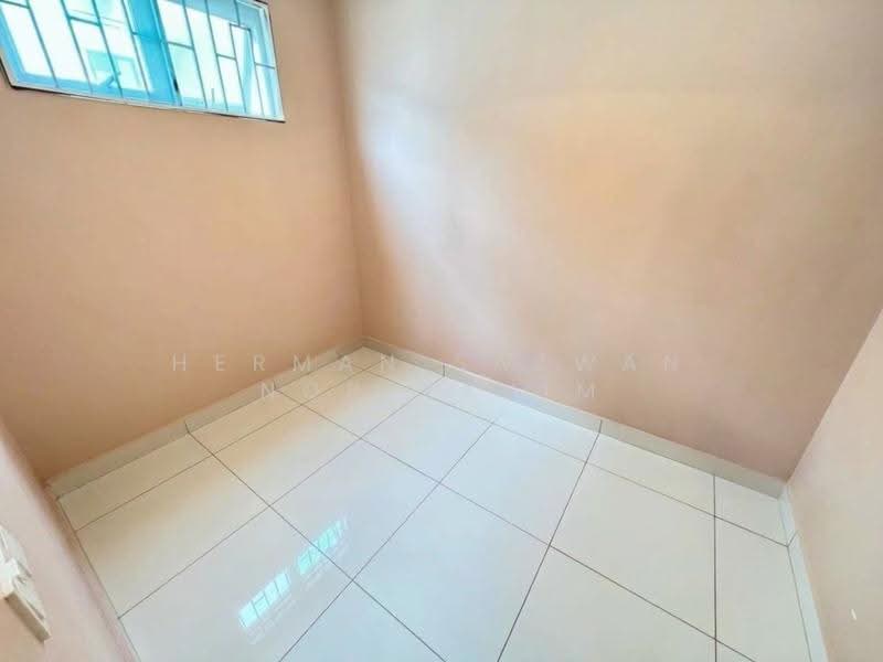 2-storey Terraced House for Sale in Elmina (Shah Alam) - Herman Sazwan Nor Rahim - Bedroom - PropertyGuru.com.my