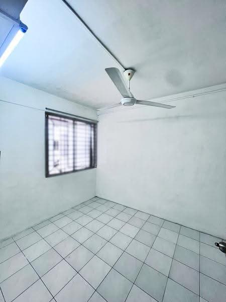 Flat for Rent at Taman Lip Sin Block 1, 3 & 5 - Jerry Tan - Interior - PropertyGuru.com.my