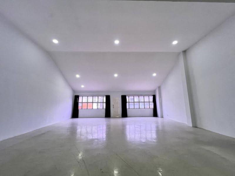 Shop / Office for Rent in Bukit Jelutong (Shah Alam) - Aida Ramli - Interior - PropertyGuru.com.my