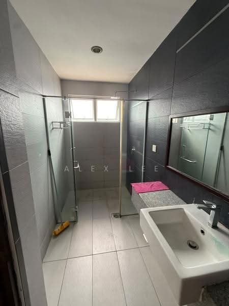Kondominium untuk Disewa di Anjung Seri - Alex Lee - Bathroom - PropertyGuru.com.my