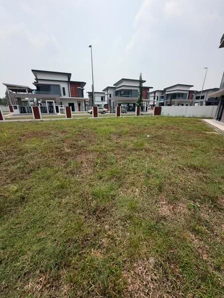 Rumah Berkembar untuk Dijual di Bandar Uda Utama (Johor Bahru) - Jaz Lee - PropertyGuru.com.my