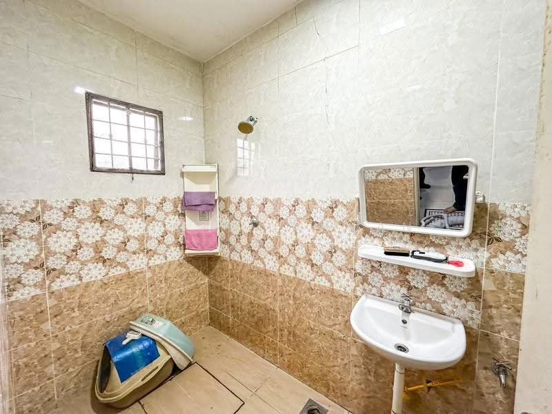 2-storey Terraced House for Sale in Nilai Impian (Nilai) - Ahmad Ikhwan Arif - Bathroom - PropertyGuru.com.my