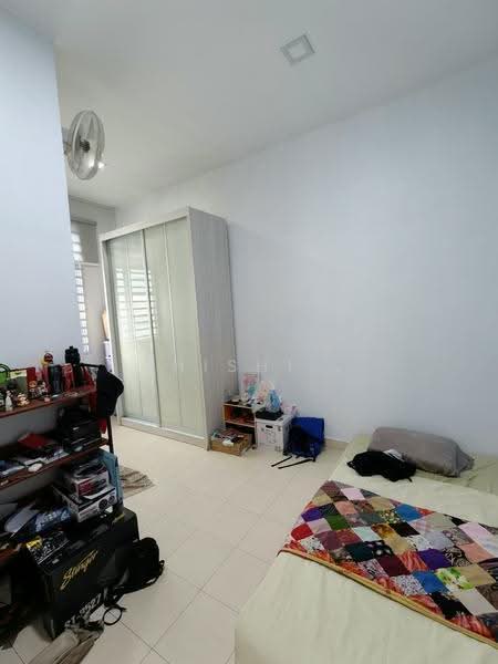 Rumah Teres 2-Tingkat untuk Dijual di Bandar Putra Kulai (Kulai) - Shishi . - Bedroom - PropertyGuru.com.my