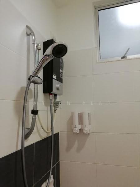 Apartment for Sale at Idaman Iris - Jayden Yeap - Bathroom - PropertyGuru.com.my