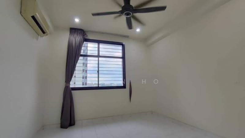 Apartment for Sale at Mewah View Luxurious Apartments - Kevin Ho - Living Room - PropertyGuru.com.my