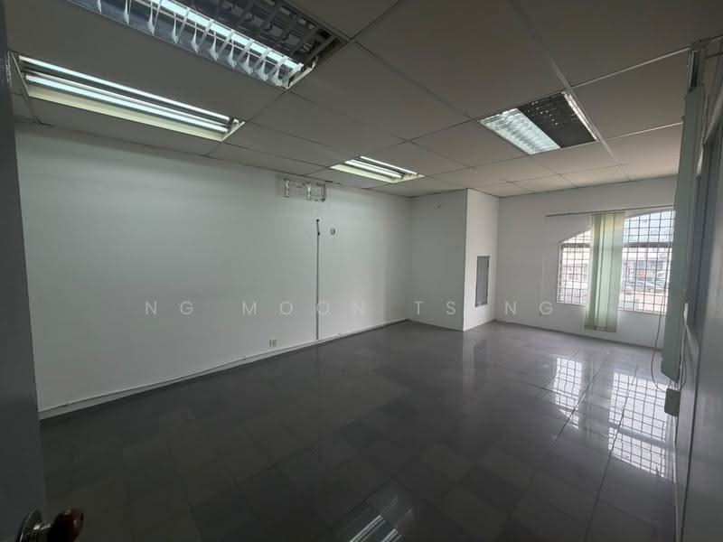 Factory for Rent in Kepong (Kuala Lumpur) - Ng Moon Tsing - Interior - PropertyGuru.com.my