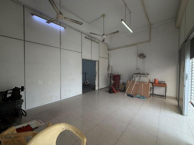 Factory for Rent in Kepong (Kuala Lumpur) - Ng Moon Tsing - Interior - PropertyGuru.com.my