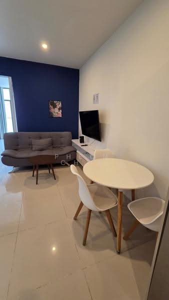Service Residence for Sale at The Shore - Pheon Chen - Living Room - PropertyGuru.com.my