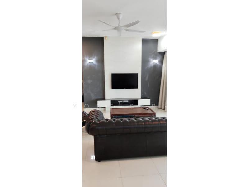 Kondominium untuk Disewa di Gurney Paragon - Yong Sern - Living Room - PropertyGuru.com.my