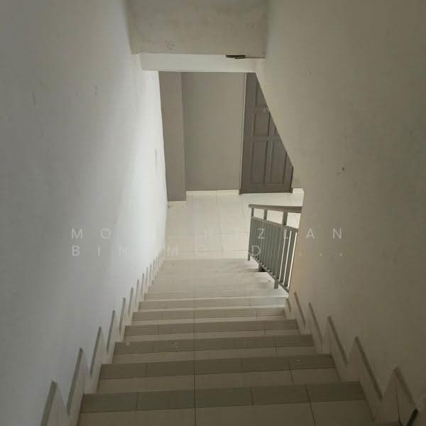 Rumah Teres 2-Tingkat untuk Dijual di Bandar Putera 2 (Klang) - Mohd Hazlan bin Mohd Sopi - Entrance - PropertyGuru.com.my