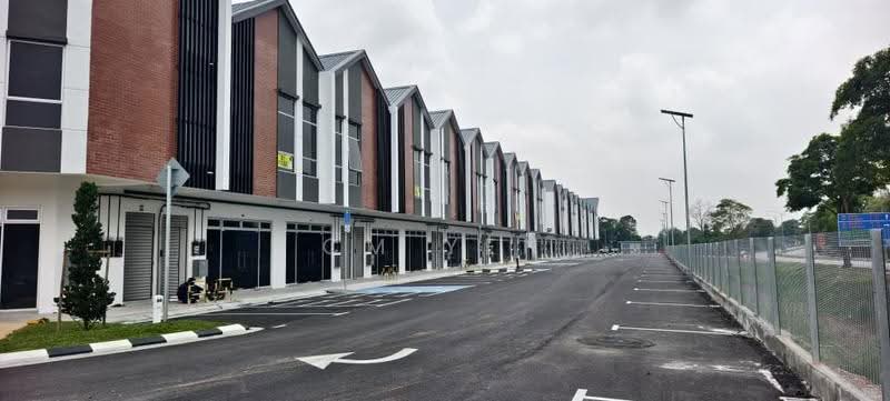 Shop for Rent in Pasir Gudang (Johor) - CM Yen - Exterior - PropertyGuru.com.my