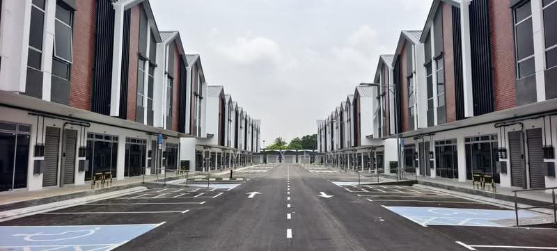 Shop for Rent in Pasir Gudang (Johor) - CM Yen - Exterior - PropertyGuru.com.my
