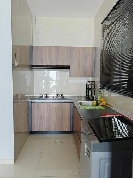 Condominium for Sale at Waltz Residences - Eric Cheah - Kitchen - PropertyGuru.com.my