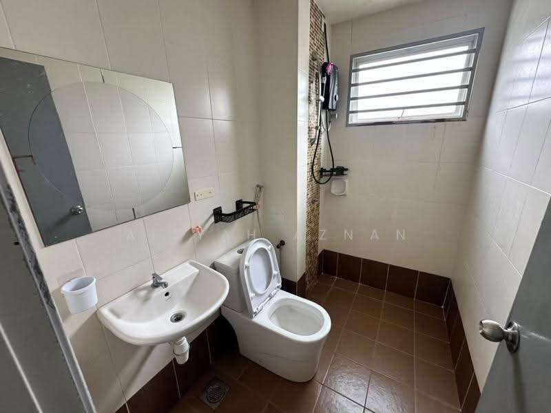 Condominium for Rent at Astana Lumayan - Aisyah Aznan - Bathroom - PropertyGuru.com.my