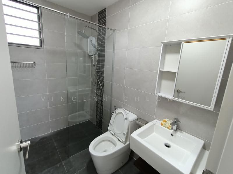 Service Residence for Sale at Far East - Vincent Cheong - Bathroom - PropertyGuru.com.my